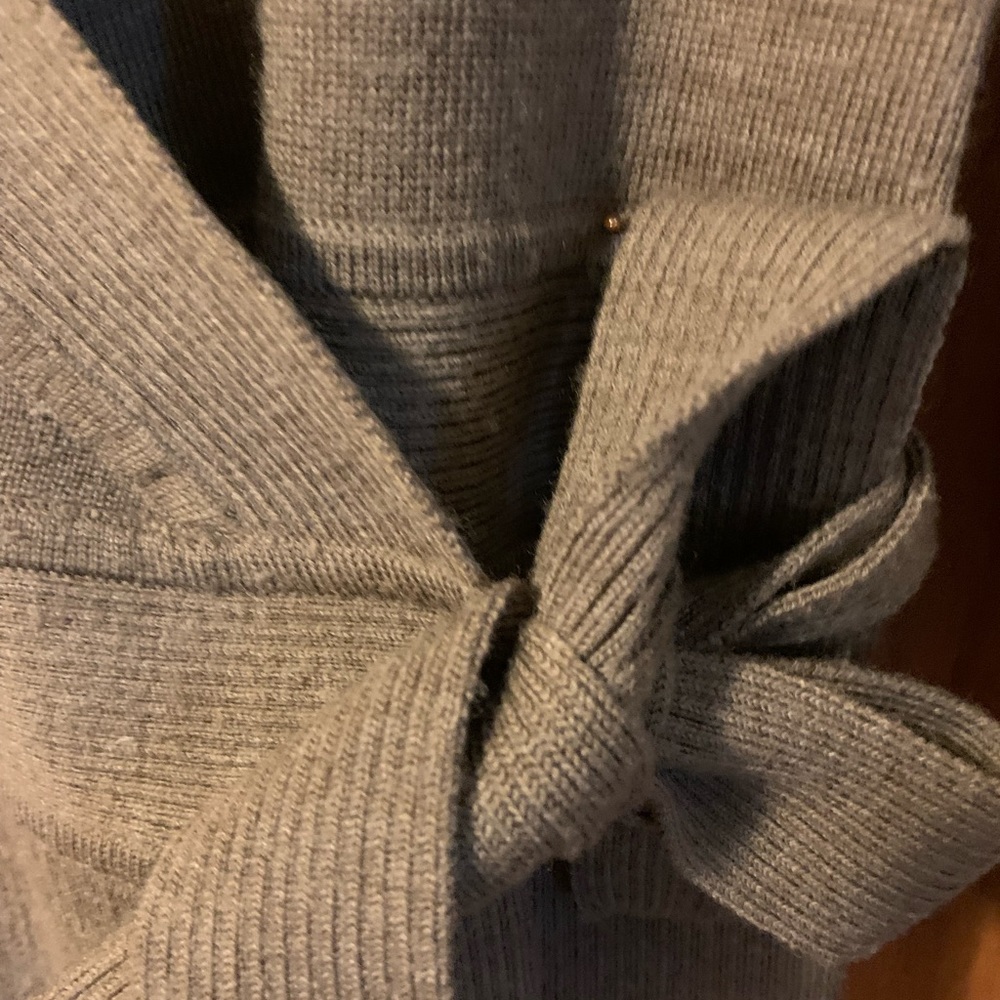 💯 Wool Wrap Cardigan - Picture 3 of 9